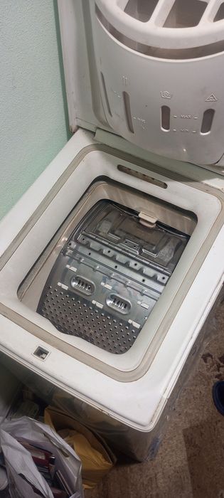 Пралка indesit верхня загрузка.