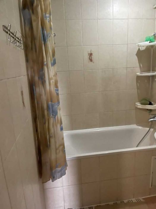 Продаж 2-кімнатної квартири 46 кв.м. з ремонтом в центрі Кременчука