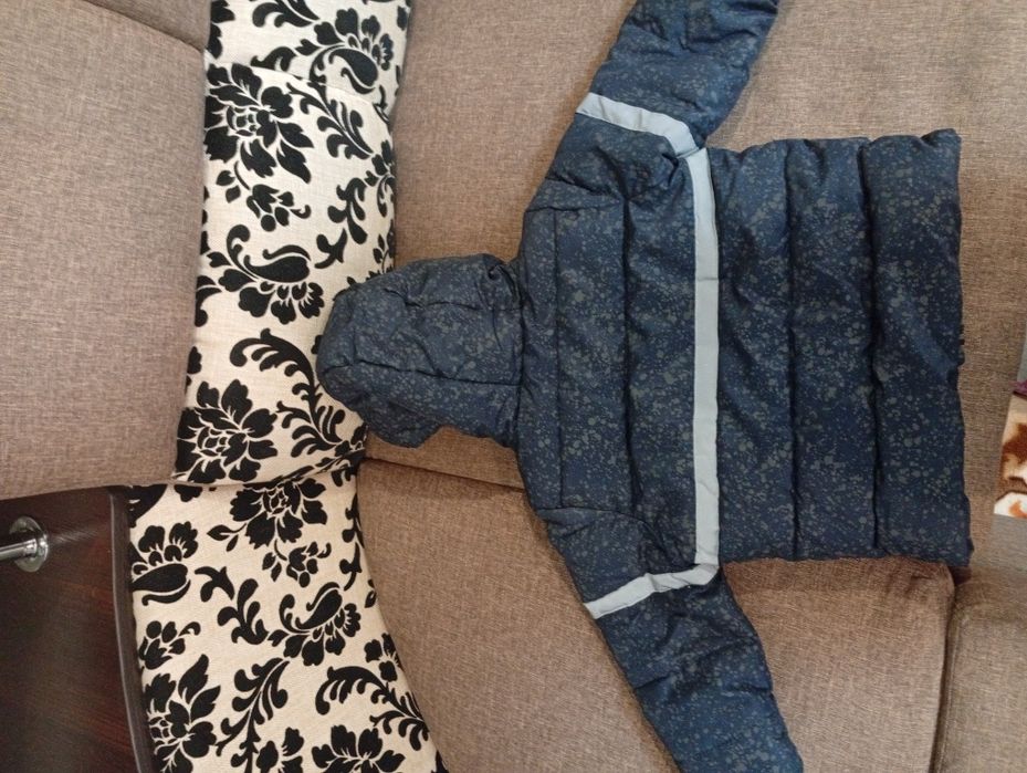 Продам дитячу курточку