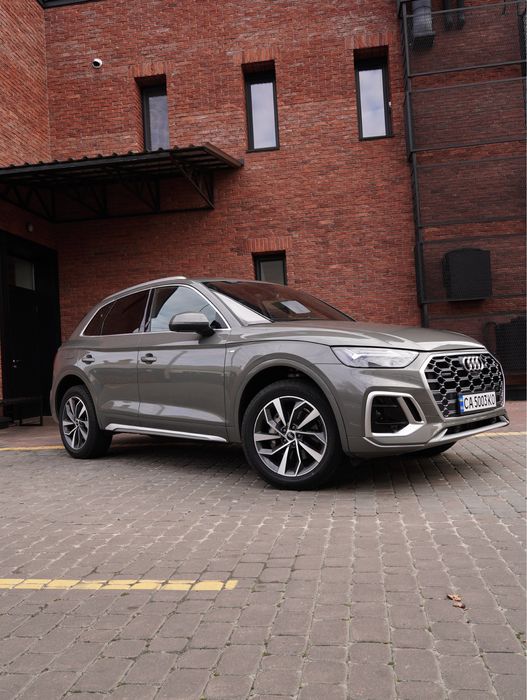 Audi Q5 2023 рік 2.0 tfsi MHEV
