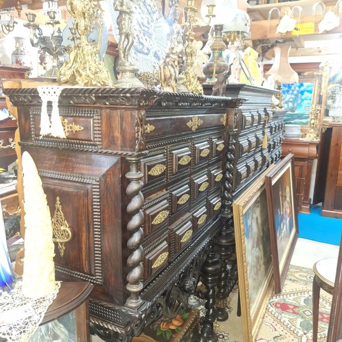 Mesa c/ grandes  laterais