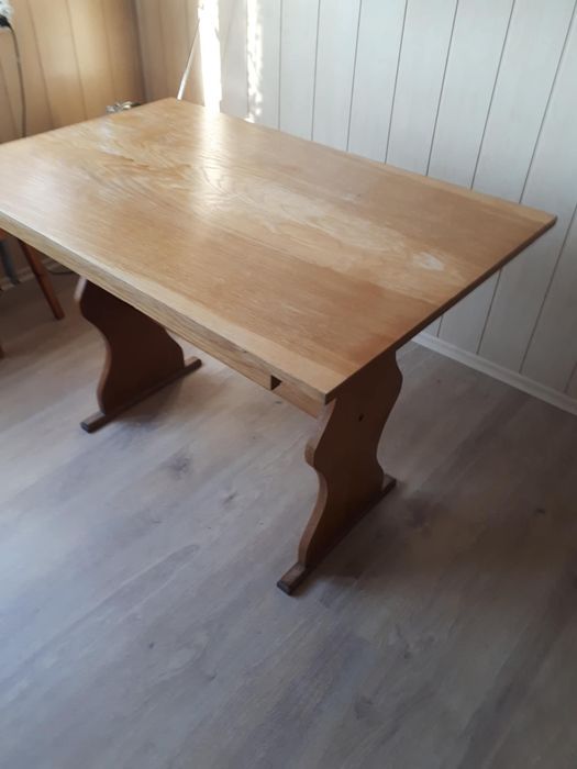 Sprzedam stół kuchenny