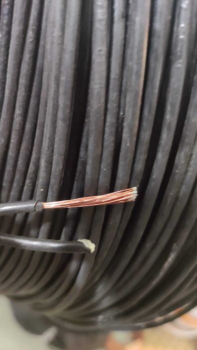 1m  Linka LgY 1,5mm2 Cu lub krotność wysyłka Paczkomat czarna lu kremowa