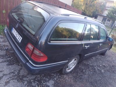 Mercedes E Klasa