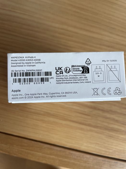 Caixa airpods 4 (sem auriculares)