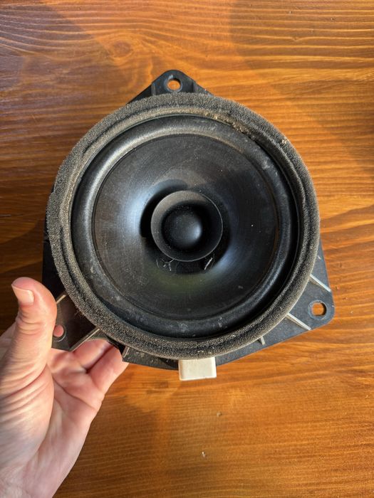 Оригігальні автодинаміки Pioneer зняті з тойота