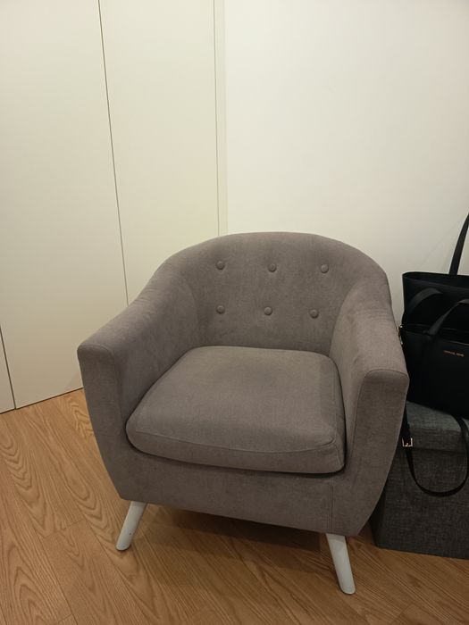 Poltrona - bem estimada