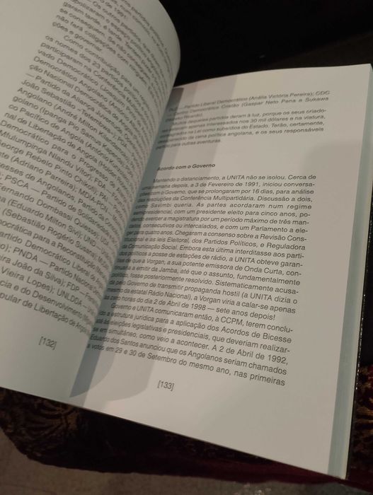 Angola a Cultura do Medo - Carlos Albuquerque