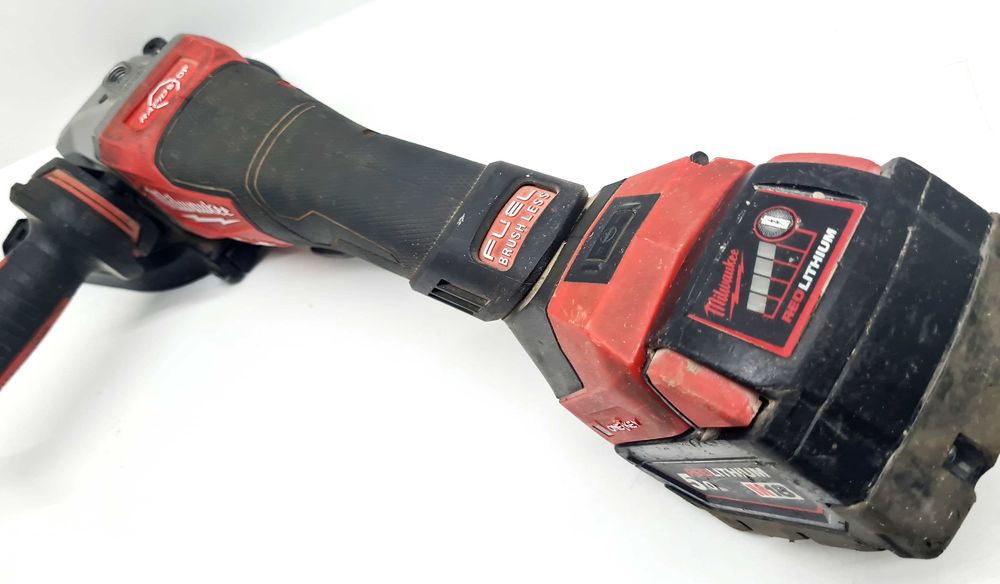 Przecinarka do prętów zbrojeniowych MILWAUKEE M18FRBCO32