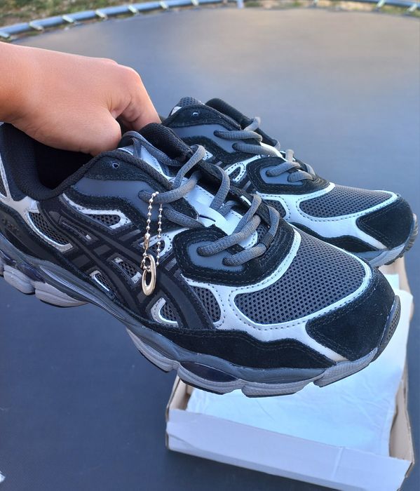 Кросівки Асикси Нюйорки/Asics Gel NYC Graphite Grey Black, 42 розмір