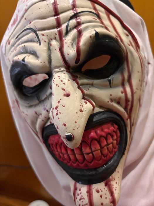 Máscara Terrifier nova