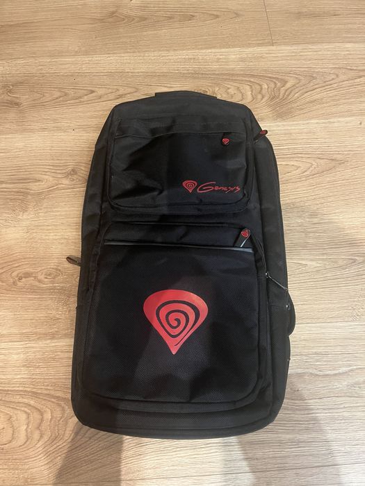 Pokrowiec na laptopa marki Genesis