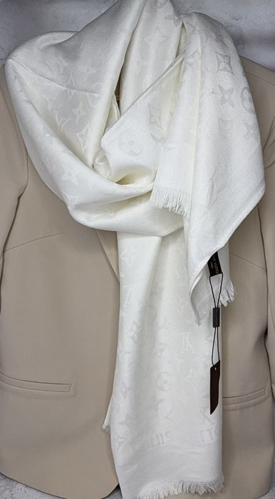 Люксові палантини,  нові, 180×70.
Усі бірки є, якість відмінн