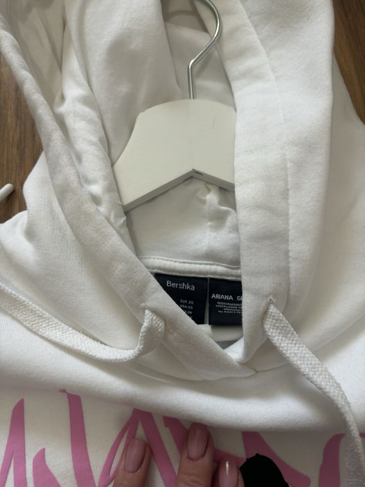 bluza  Ariana Grande