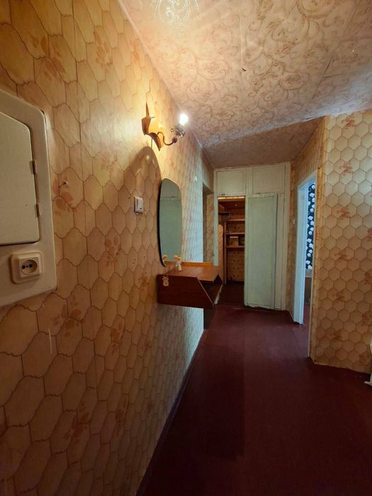 Квартира Під КОМЕРЦІЮ 1 ПОВЕРХ по вул. Переяслівська