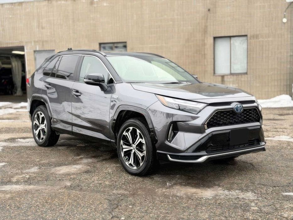 Toyota RAV4 Prime XSE      2023