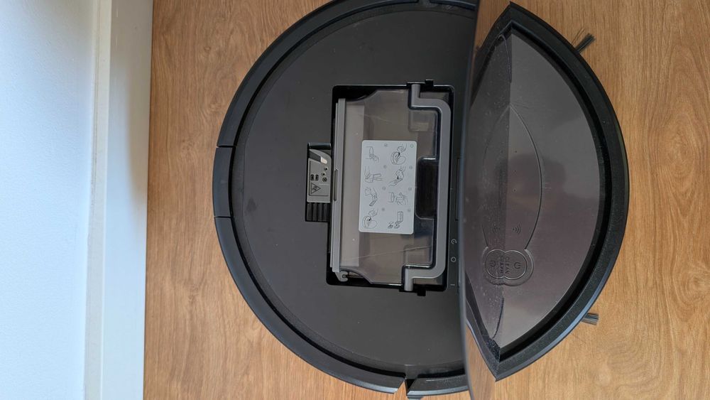 Aspirador Roomba Combo (aspira e lava)