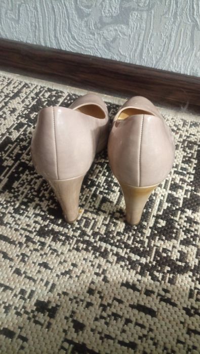 Туфли Gabor на каблуке