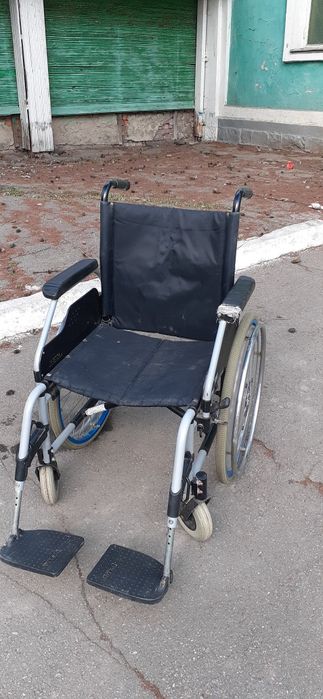 Продам інвалідний візок MEYRA