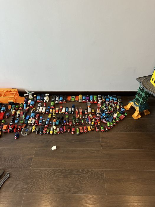 Tomek i przyjaciele megnesy trackmaster poterzny zestaw 180 wagonow