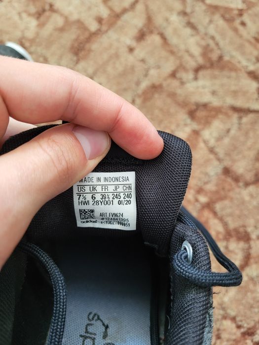 Оригинальные женские кроссовки Adidas QT Racer