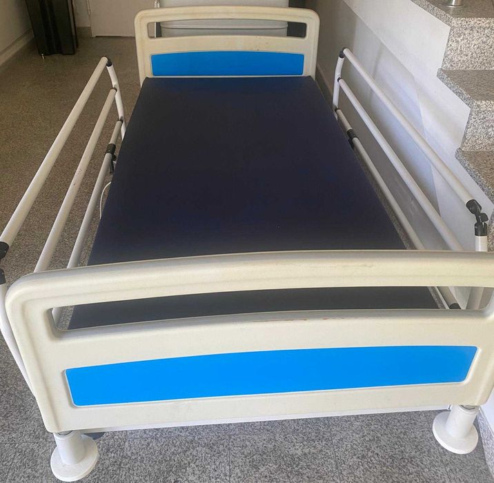Cama Hospitalar Articulada Elétrica