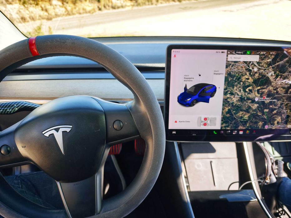 Tesla Model 3 com 36 Meses de garantia - Oportunidade