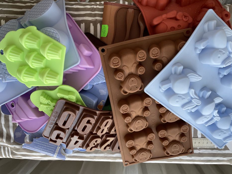 Формы силиконовые Fissman и другие для конфет, льда, маффинов