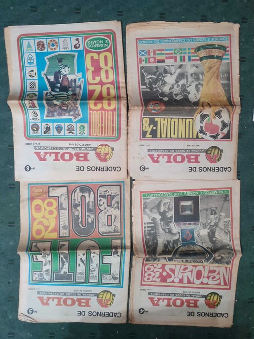 Lote 22 Jornais antigos A Bola - Anos 70, 80 e 90