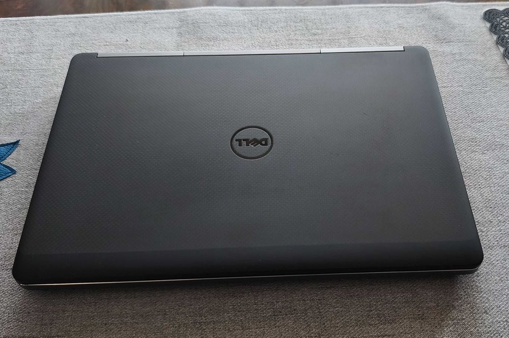 Dell Precision 7520
