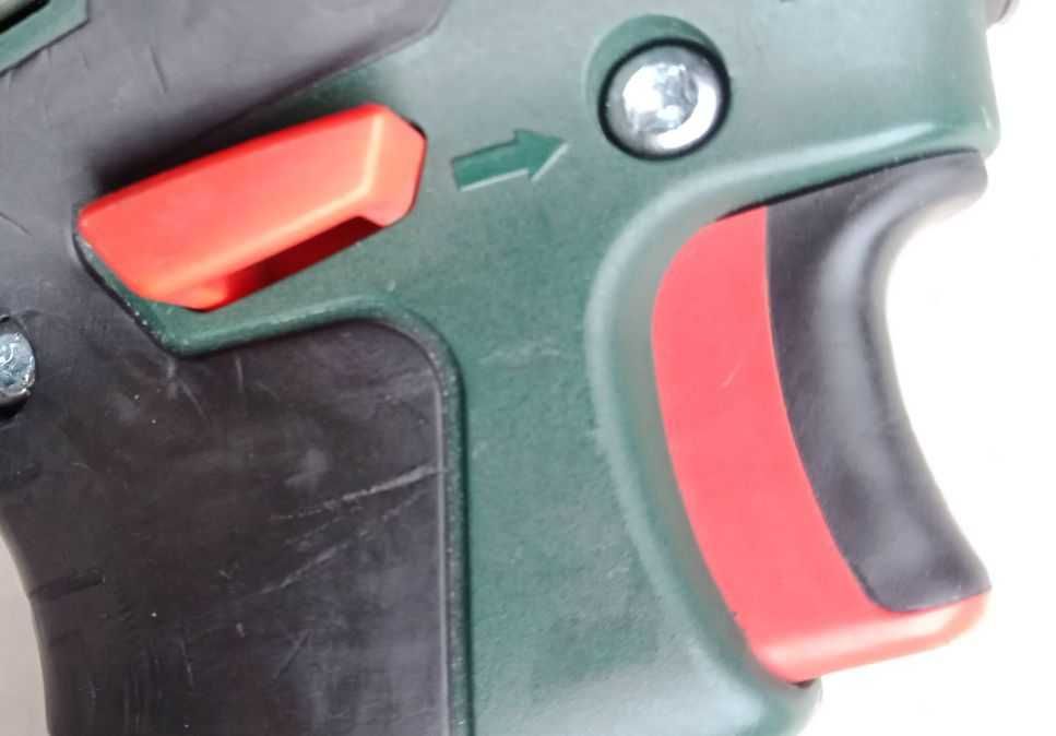 Акумуляторний дриль-шуруповерт (швидкозн. патрон) Metabo BS 18 LT BL Q