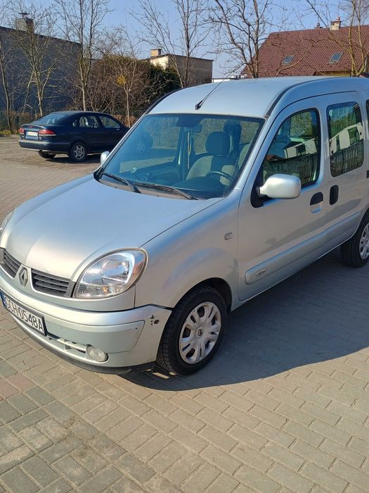Renault Kangoo 2005r. Gaz 1.6 16 V
