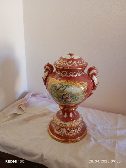 Pote  decorativo antigo