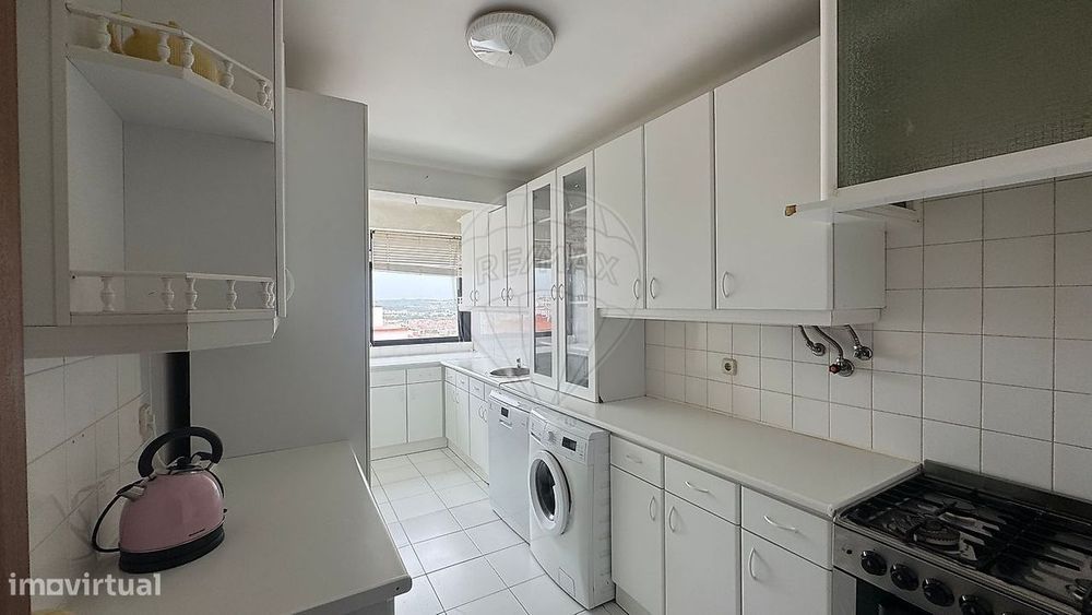 Apartamento T3 para venda — Cacém E São Marcos, Lisboa