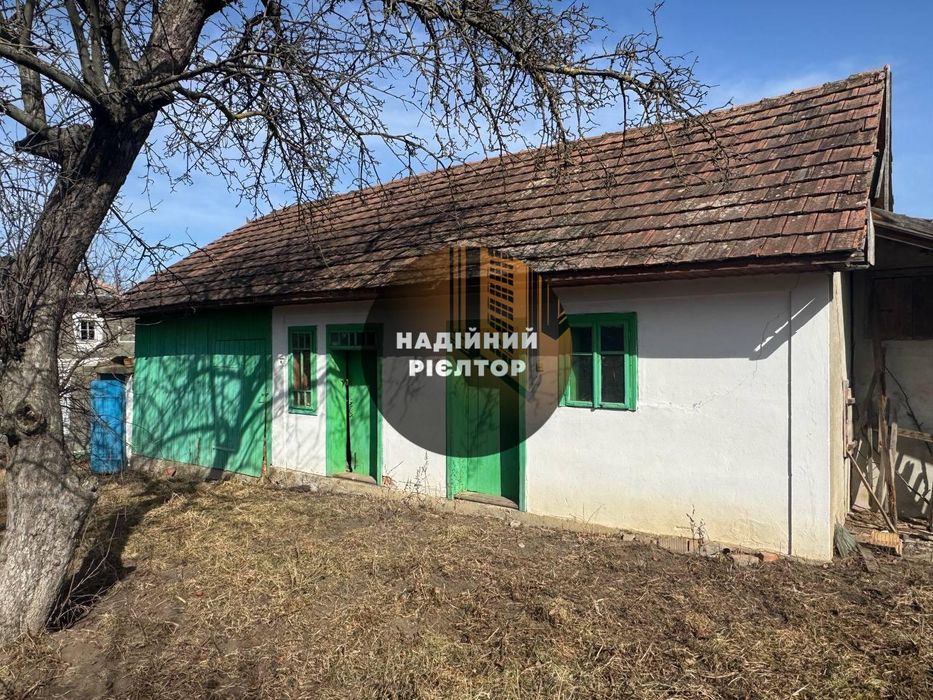 Будинок + 24сот. під забудову, спокійний куточок. с. Валява