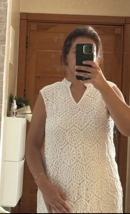 Біла сукня без рукавів 56 розмір