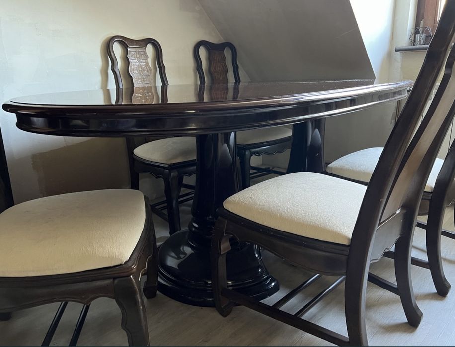 Stół owalny drewniany