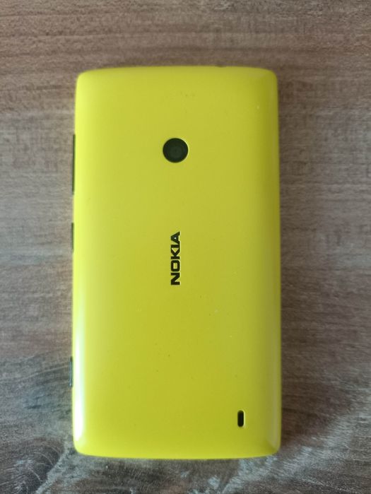 Nokia Lumia 520 під заміну кнопки включення