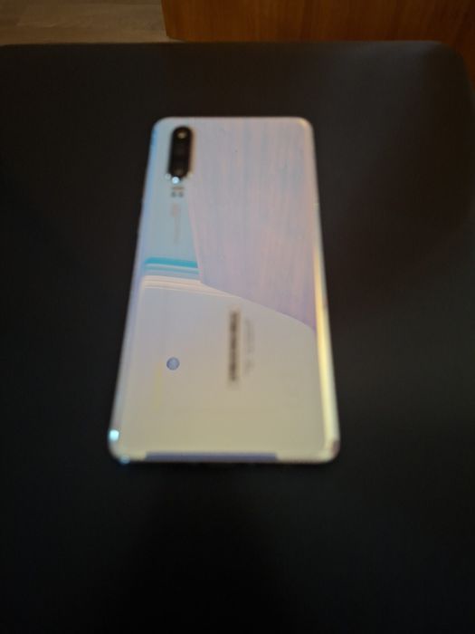 Telemóvel Huawei P30