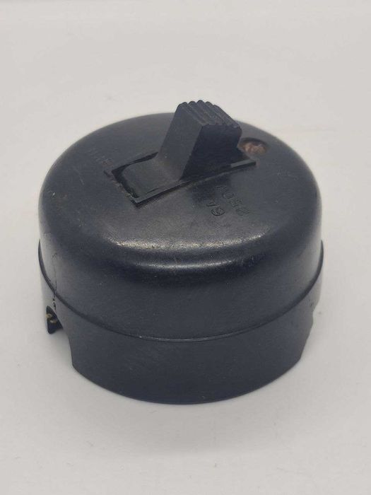 Выключатель СССР .