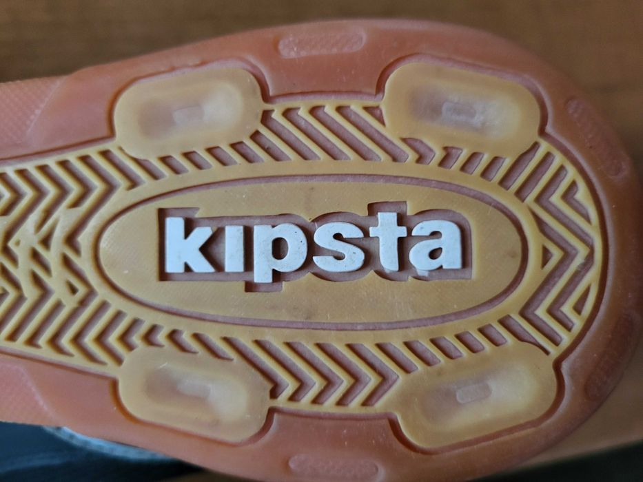 Halówki Kipsta roz. 45 - 35,-