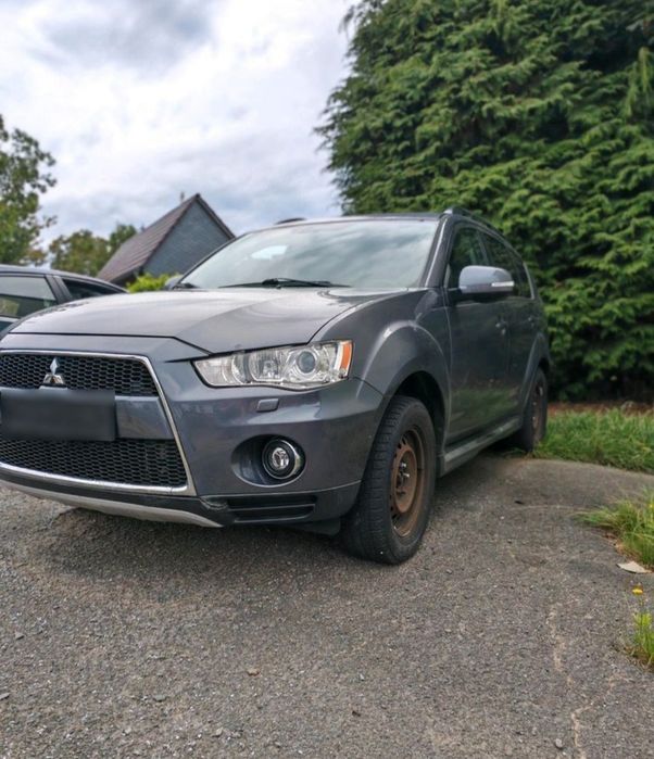 Mitsubishi Outlander 2.2