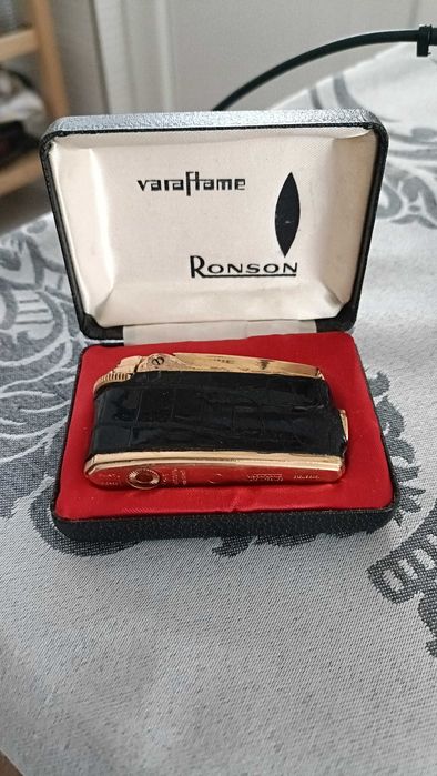 Belo e raro isqueiro Ronson
