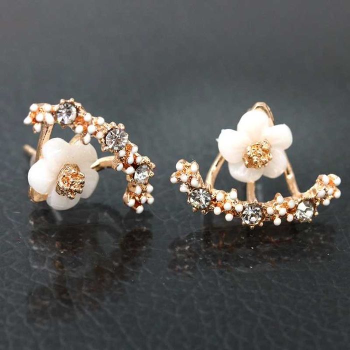 Flores douradas. Dalmory Volutia Flower Earrings