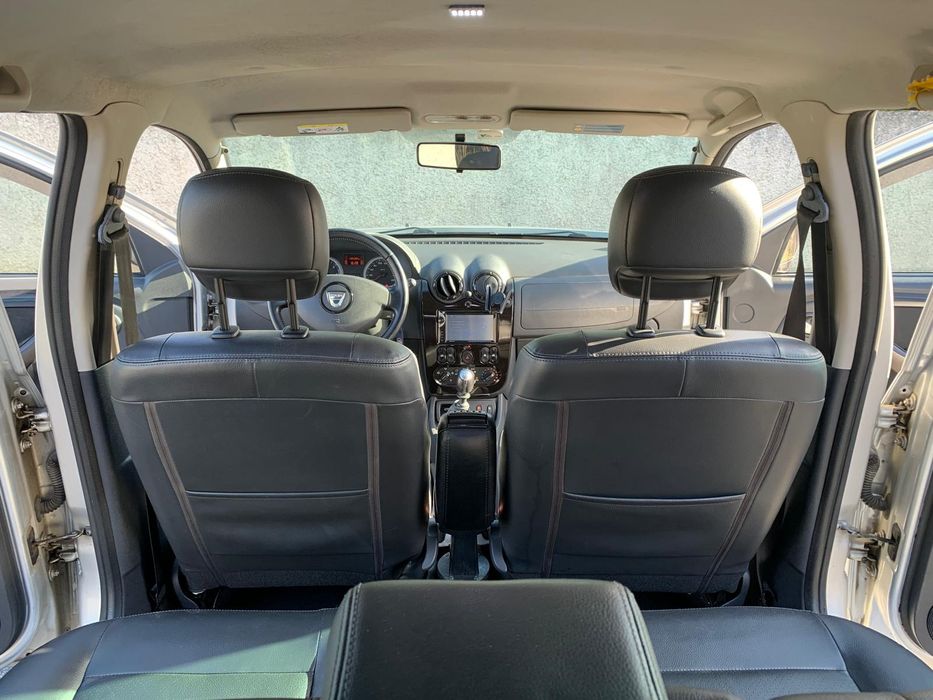Dácia Duster Prestige, versão 4x2 1.5dci 110cv nacional.