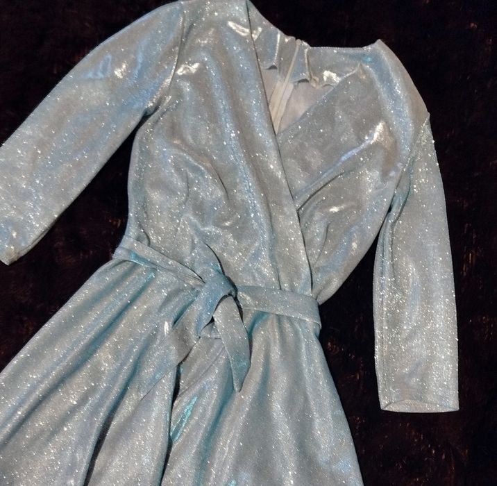 Сукня в чудовому стані