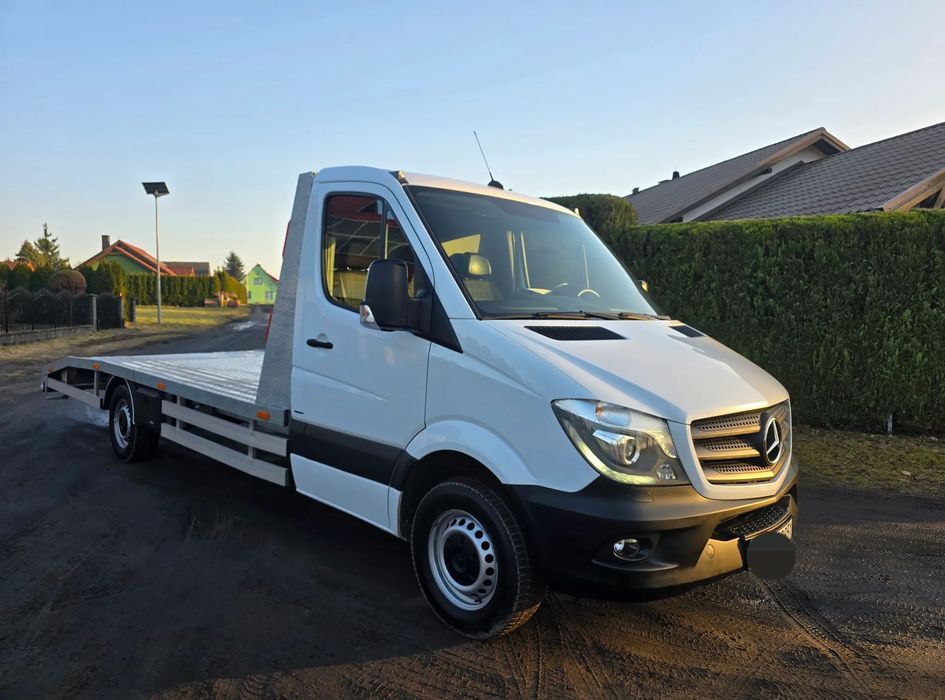 Mercedes-Benz Sprinter  Mercedes-Benz Sprinter 906 2.2 xenon nowy najazd hak 3.5t Autolaweta