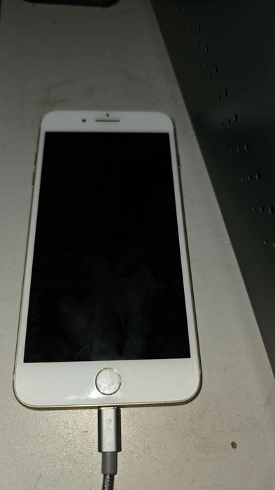Iphone 7+  kondycja 68%