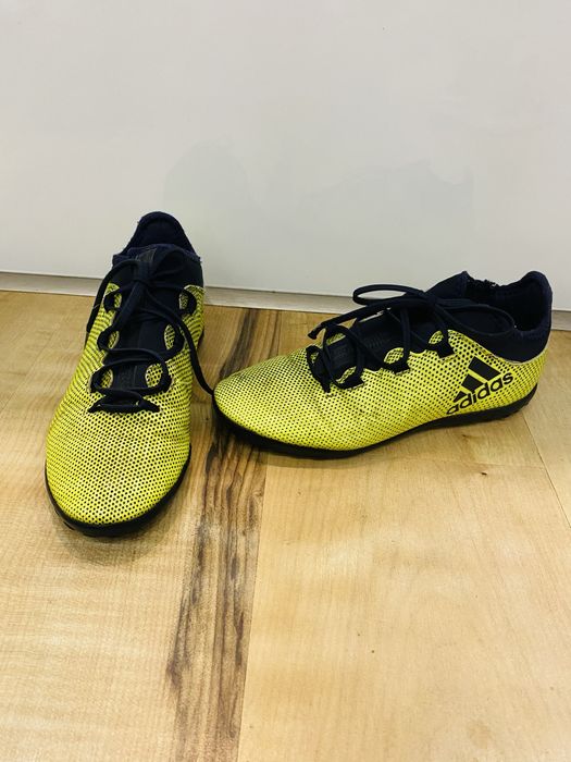 Turfy Adidas Techfit 38