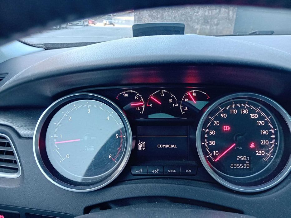 Peugeot 508SW 1.6HDI 120cv 6vel GTLine, Nacional